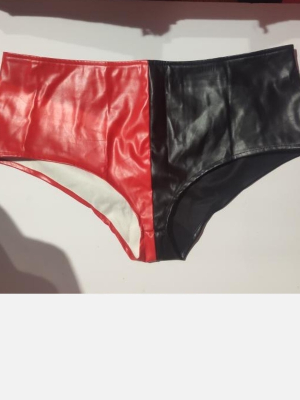 Harley Quinn Cosplay Costume - Picture 3 of 3